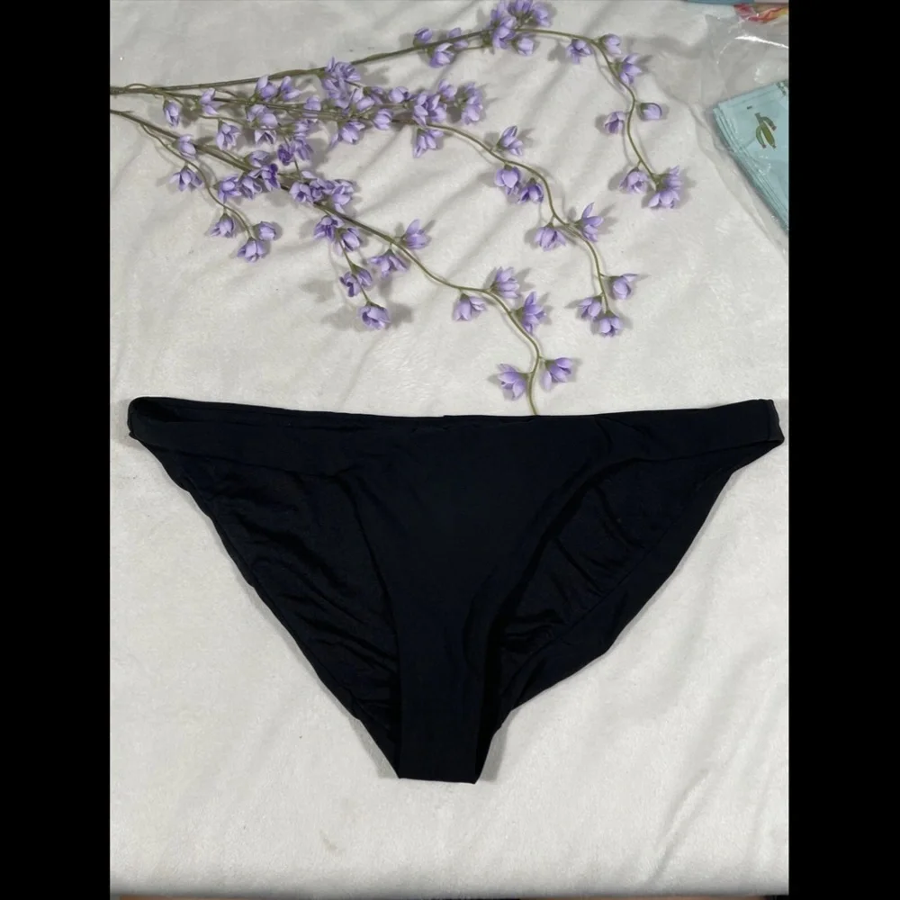 NEW $78 Robin Piccone Ava Bikini Bottoms‎ in Black [SZ Large ]